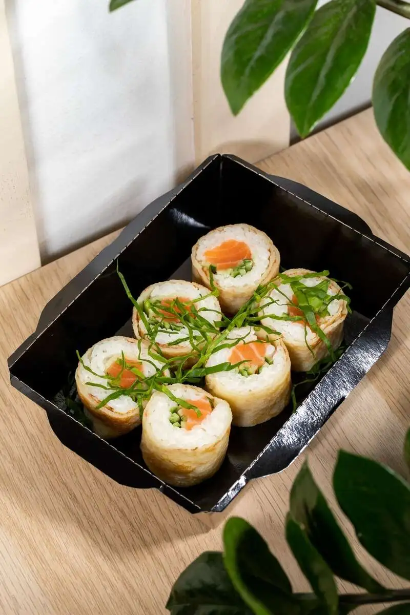 Масленица Ролл с лососем