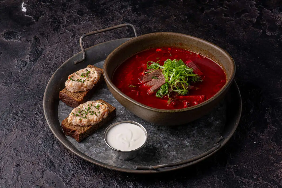 Борщ с брискетом