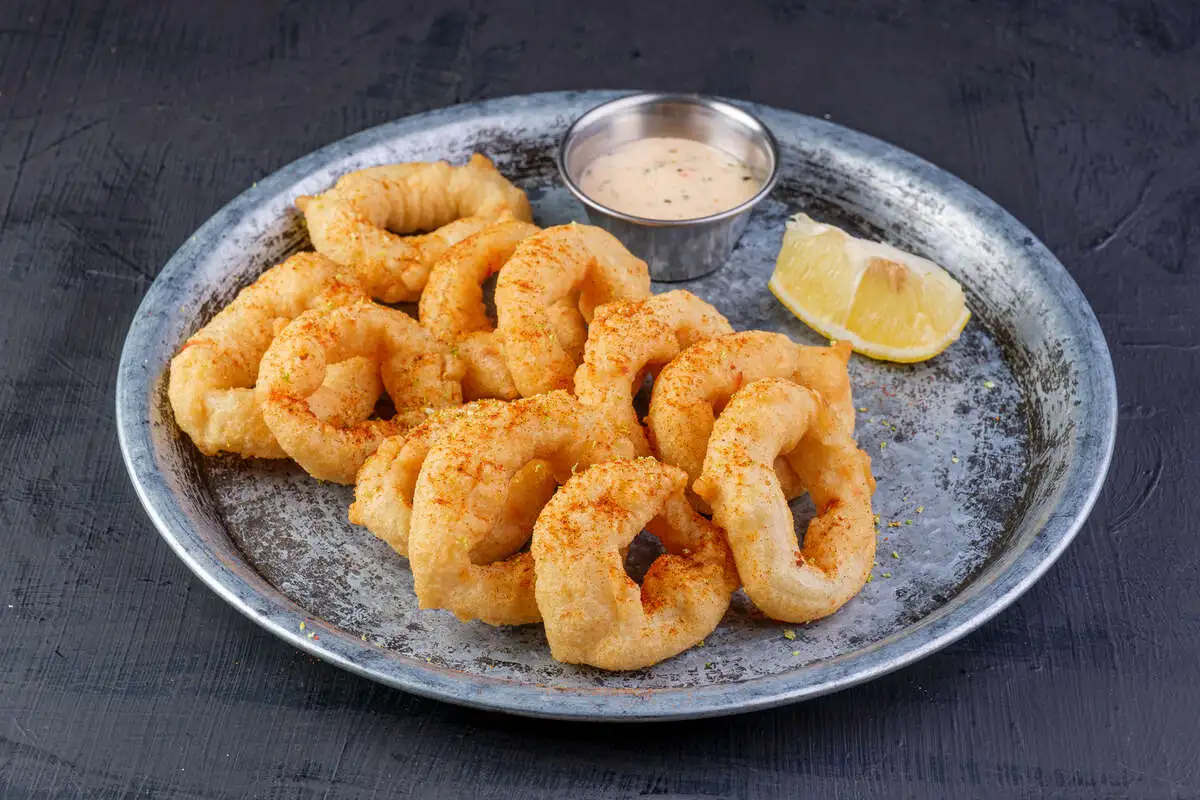 Кальмары в кляре