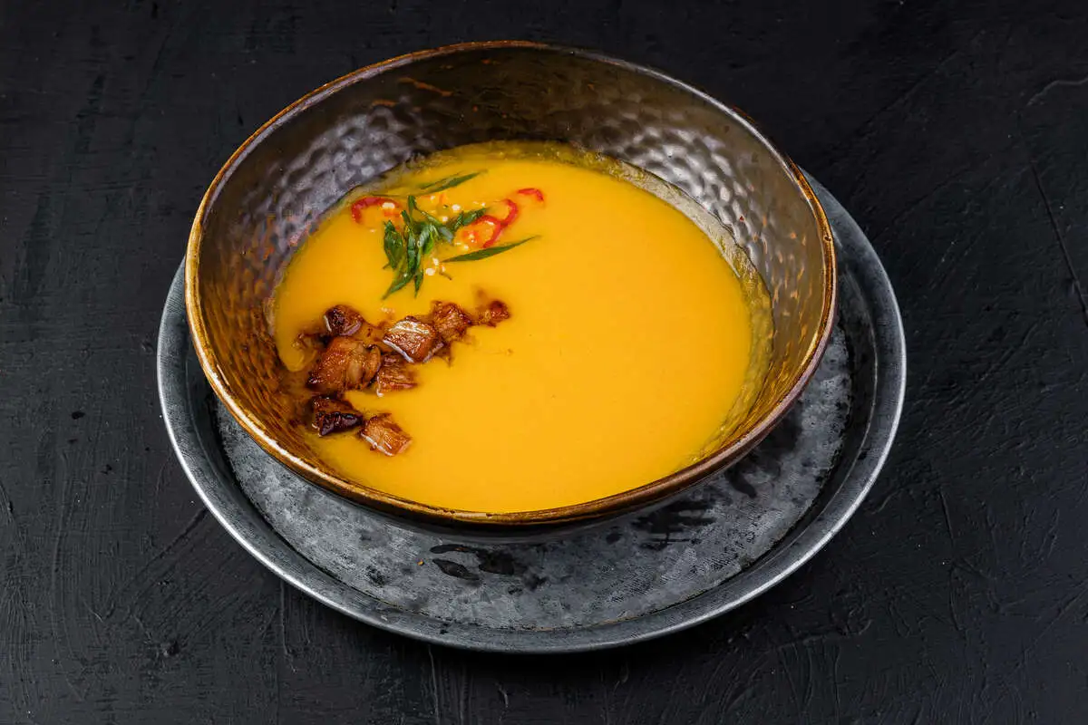 Крем-суп из тыквы с поркеттой