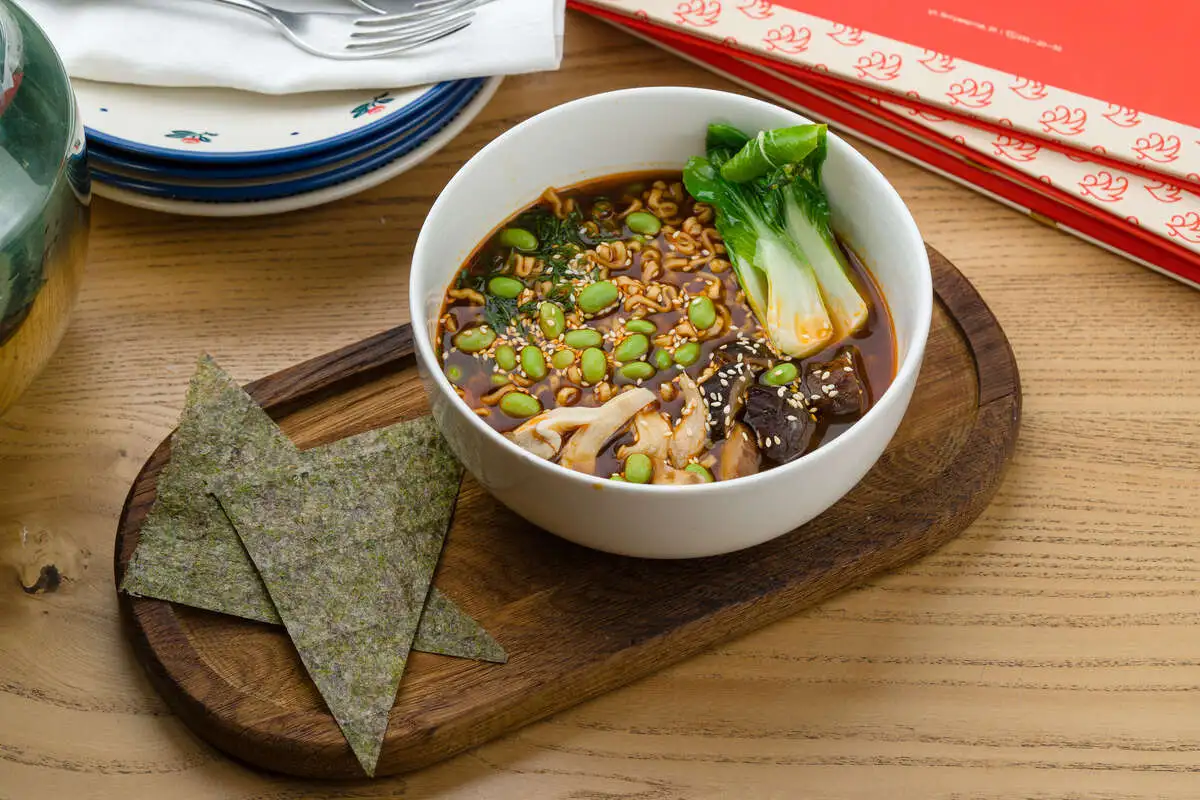 Суп Минестроне с маринованным тофу