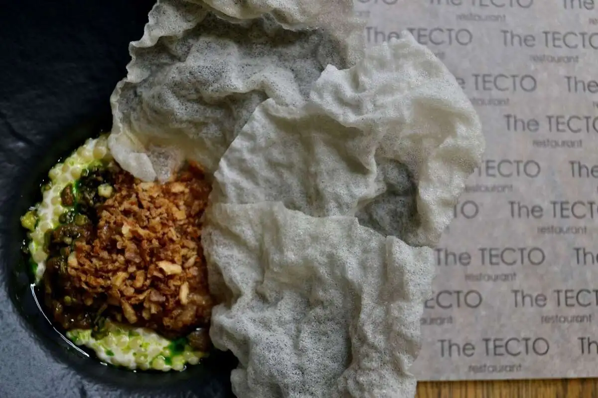 Томленая говядина с птитимом и парусами