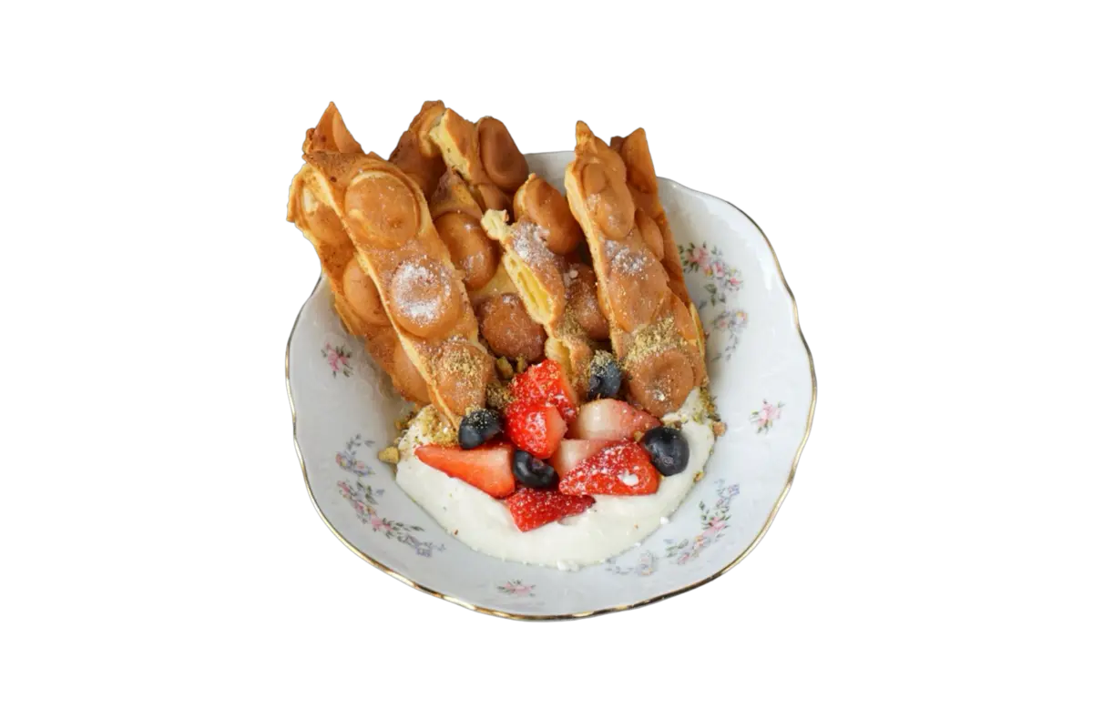 Хрустящие вафли с муссом маскарпоне и домашним вареньем