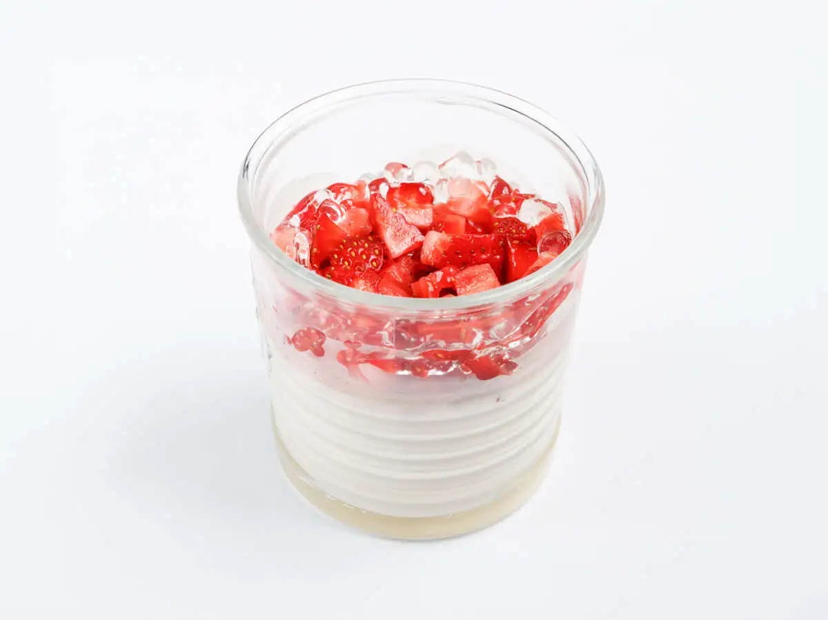 Панна котта с клубникой