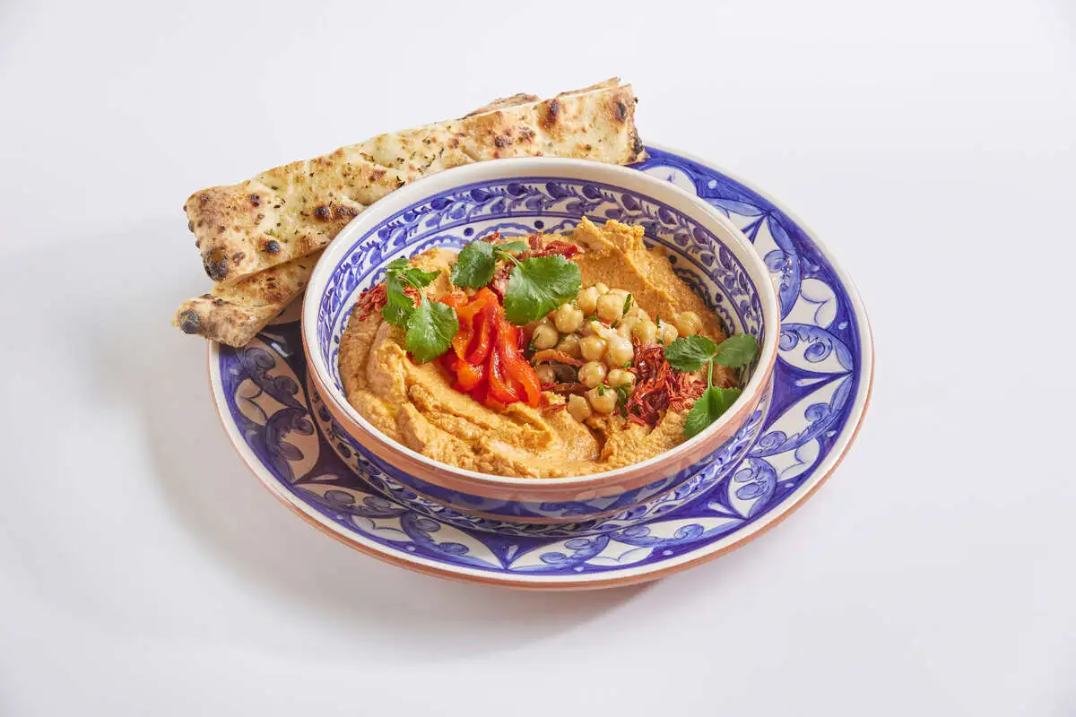 Хумус с фокаччо