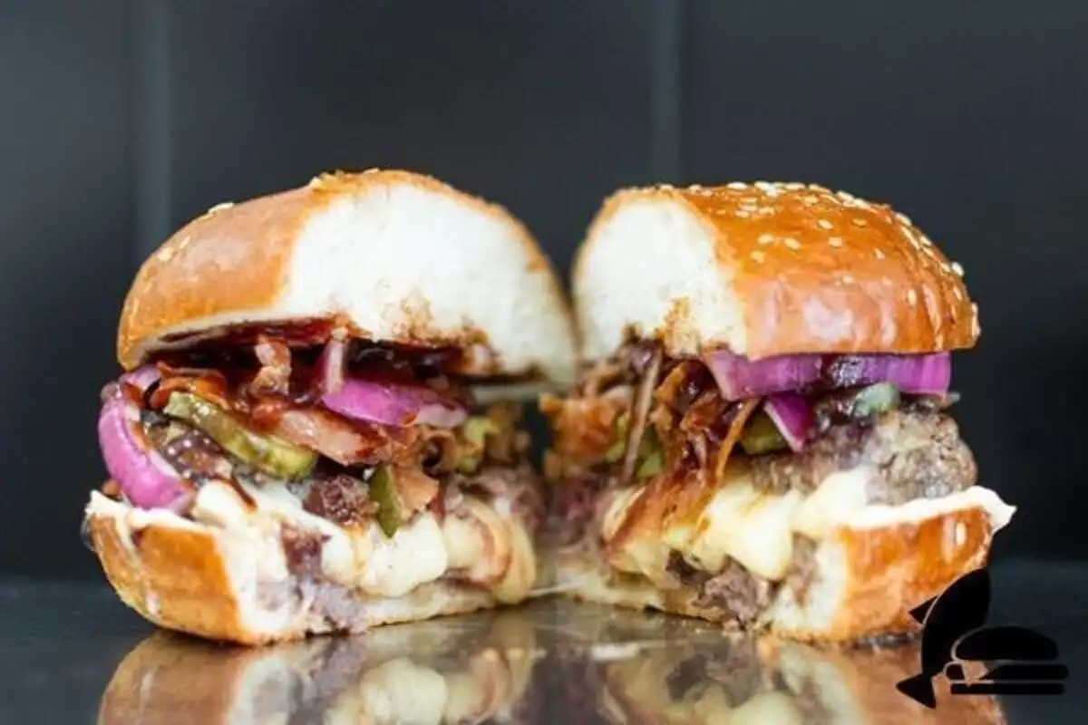  Моцарелла Бургер