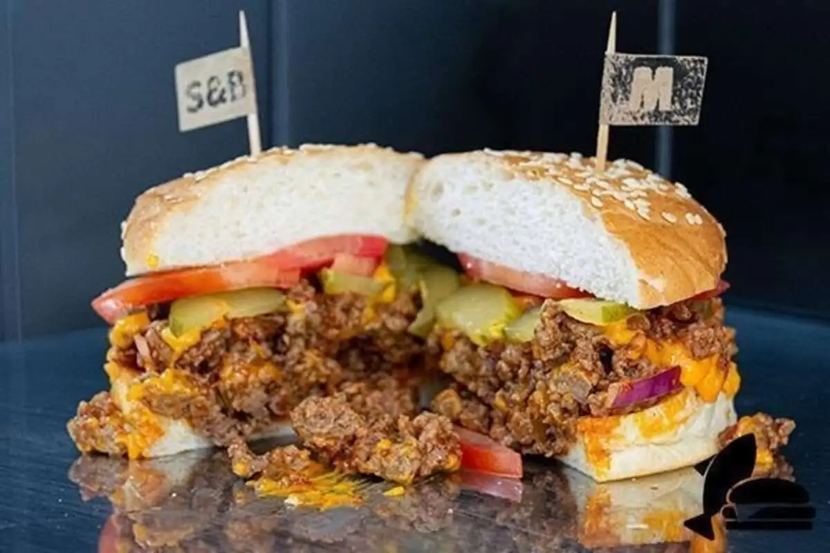  ЧИЛИ Бургер Кон Карне М