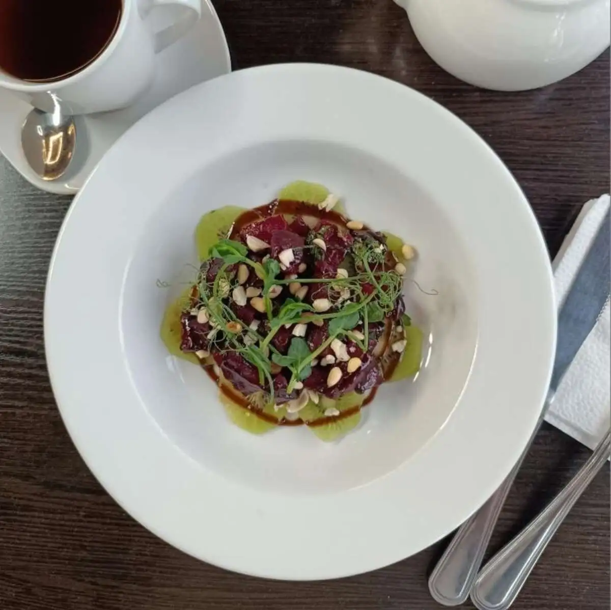 Салат со свёклой и киви