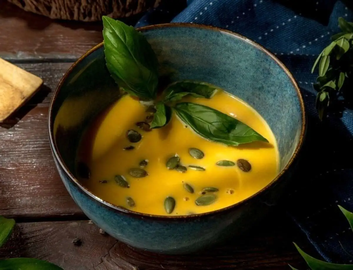 Тыквенный крем-суп с кокосовыми сливками