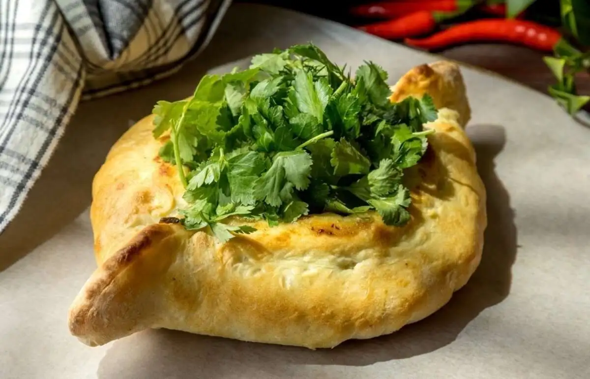 Хачапури по-аджарски с грибами