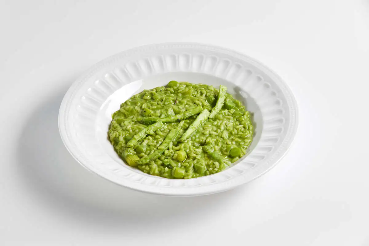 Ризотто со спаржей