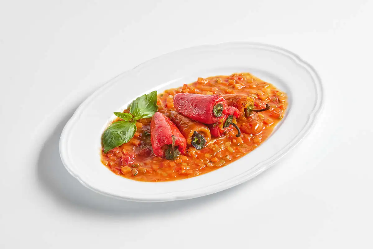 Мини-перцы в соусе аквакотта