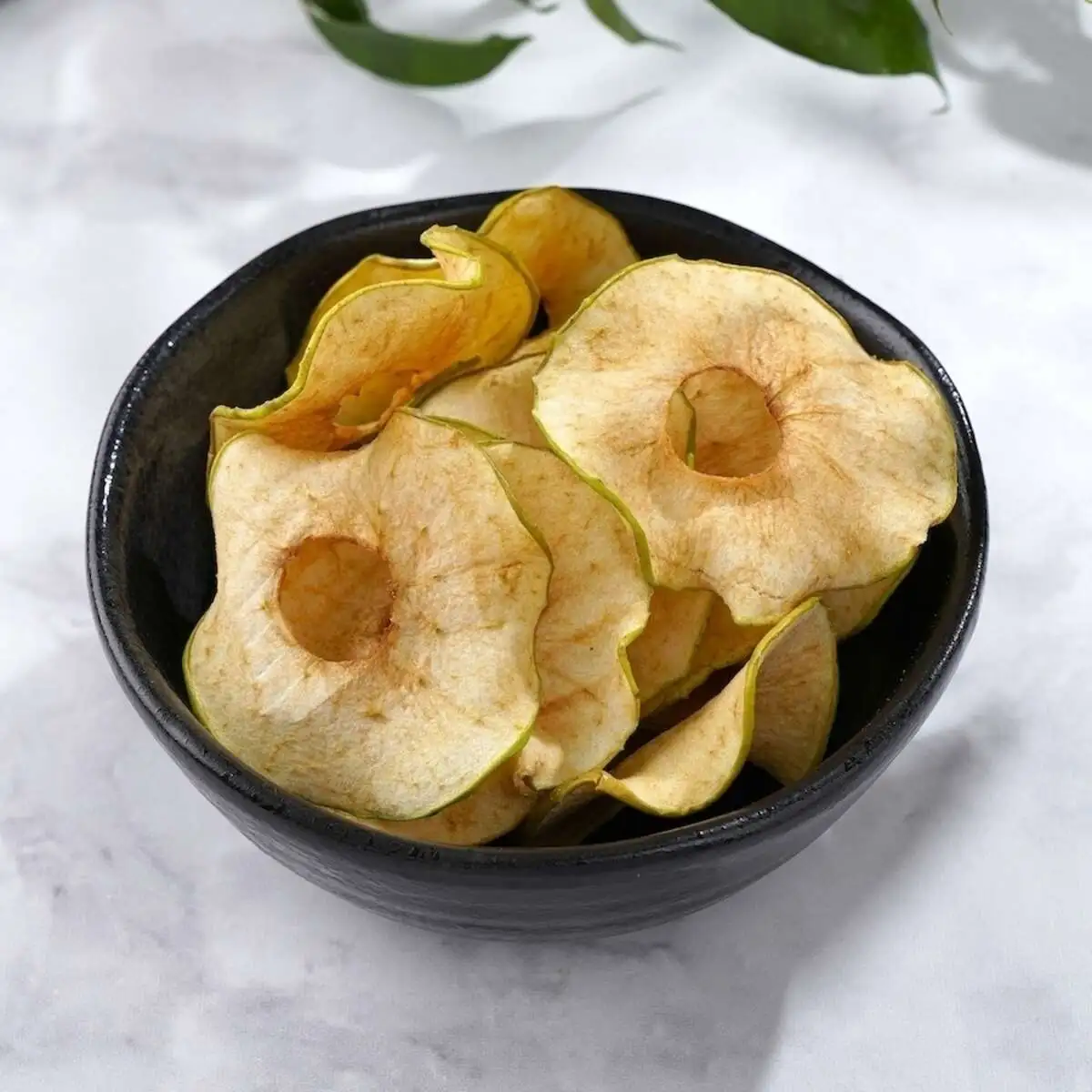 Яблочные чипсы