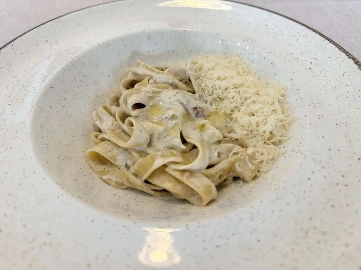 Паста в сливочно-трюфельном соусе