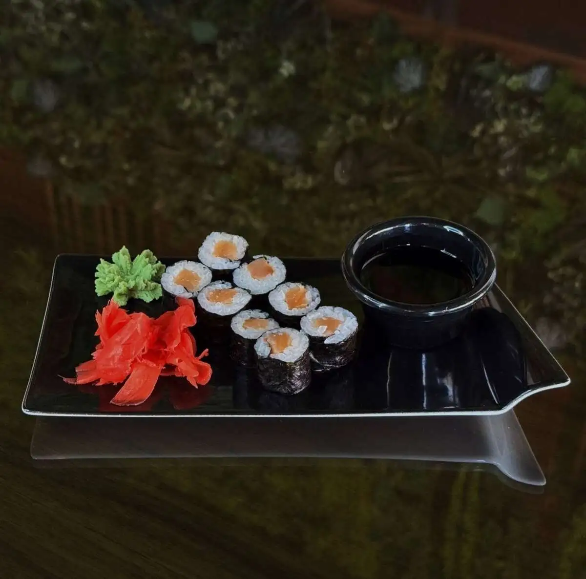 Мини Роллы с лососем/Mini Rolls with Salmon