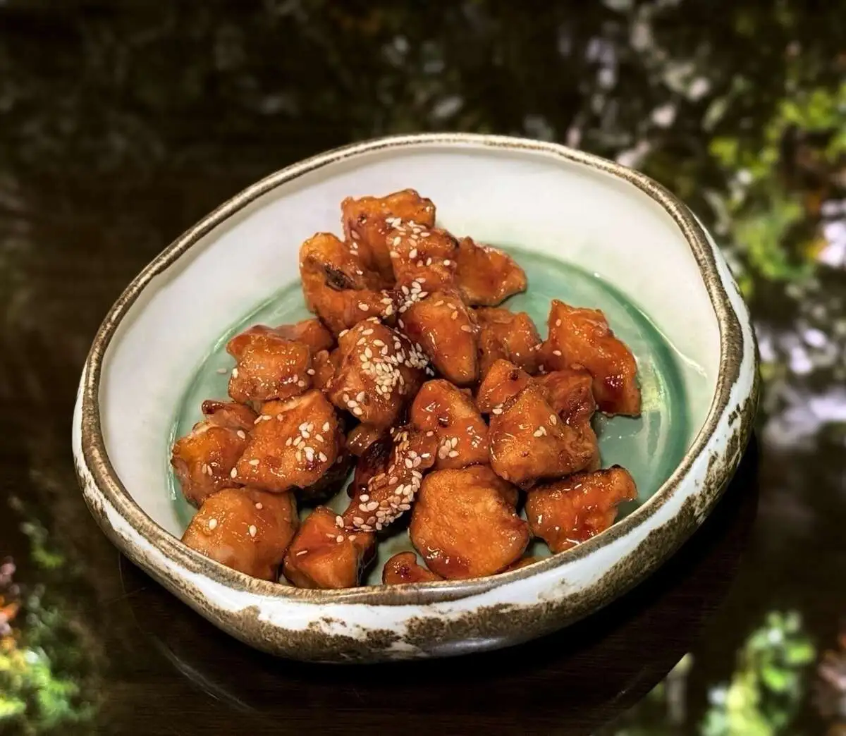 Курица в кисло- сладком соусе/Chicken in sweet and sour sauce