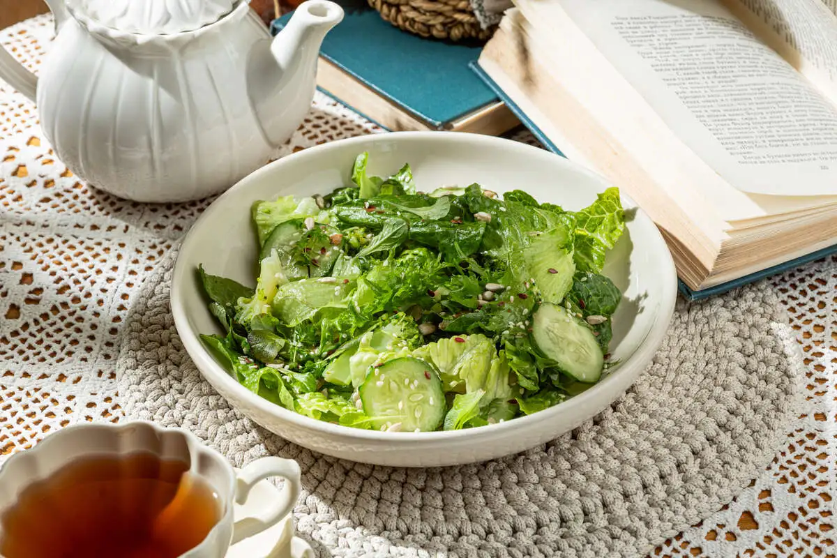 Зеленый салат Ларисы Кирилловны 