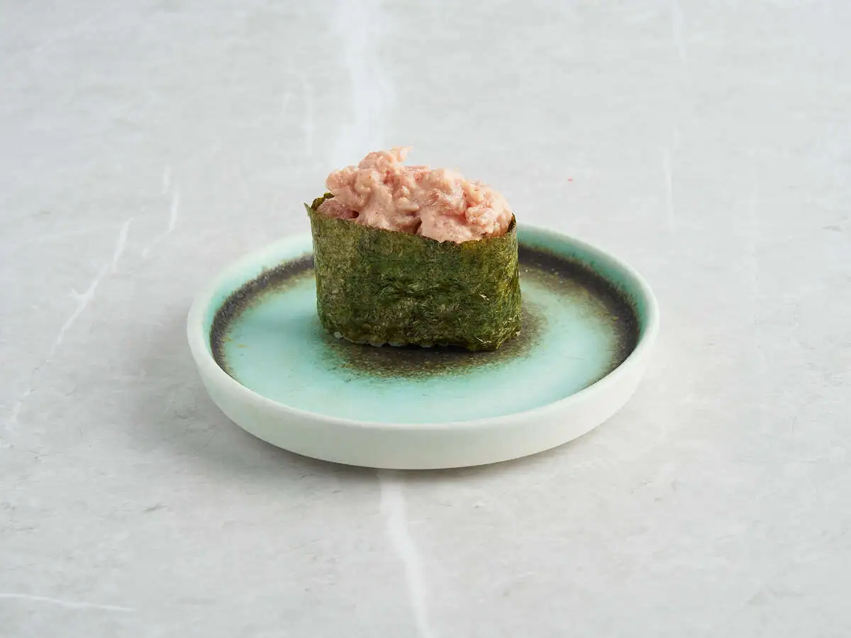 Суши тунец острые