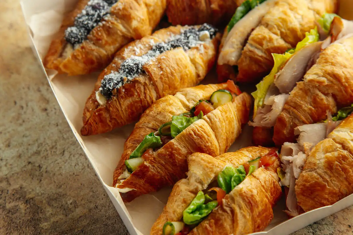 Бокс с круассанами I 12 шт