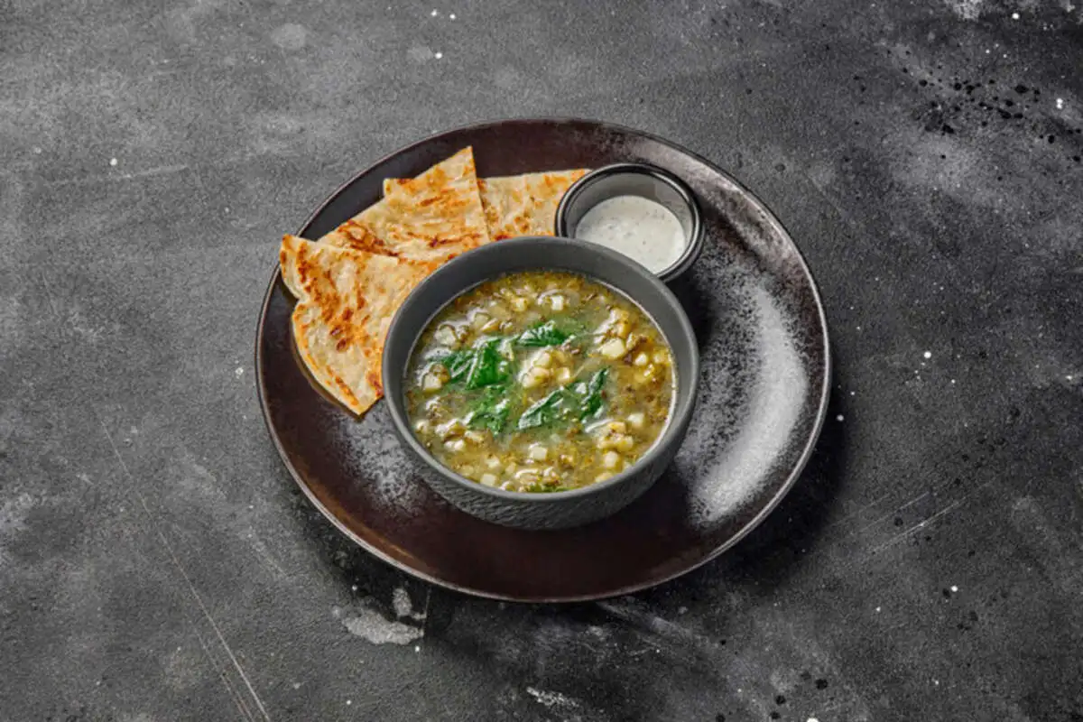 Щавелевый суп со шпинатом