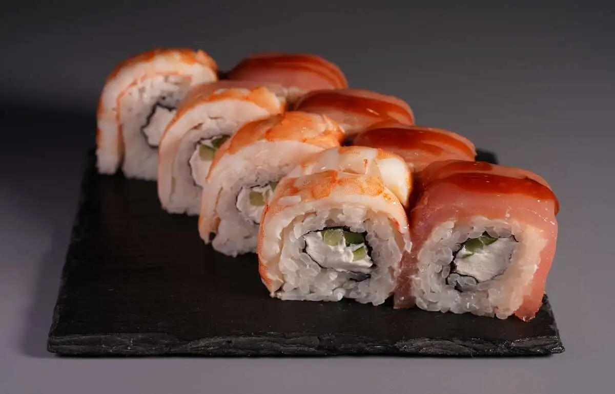 Династия с креветкой и тунцом тар-тар