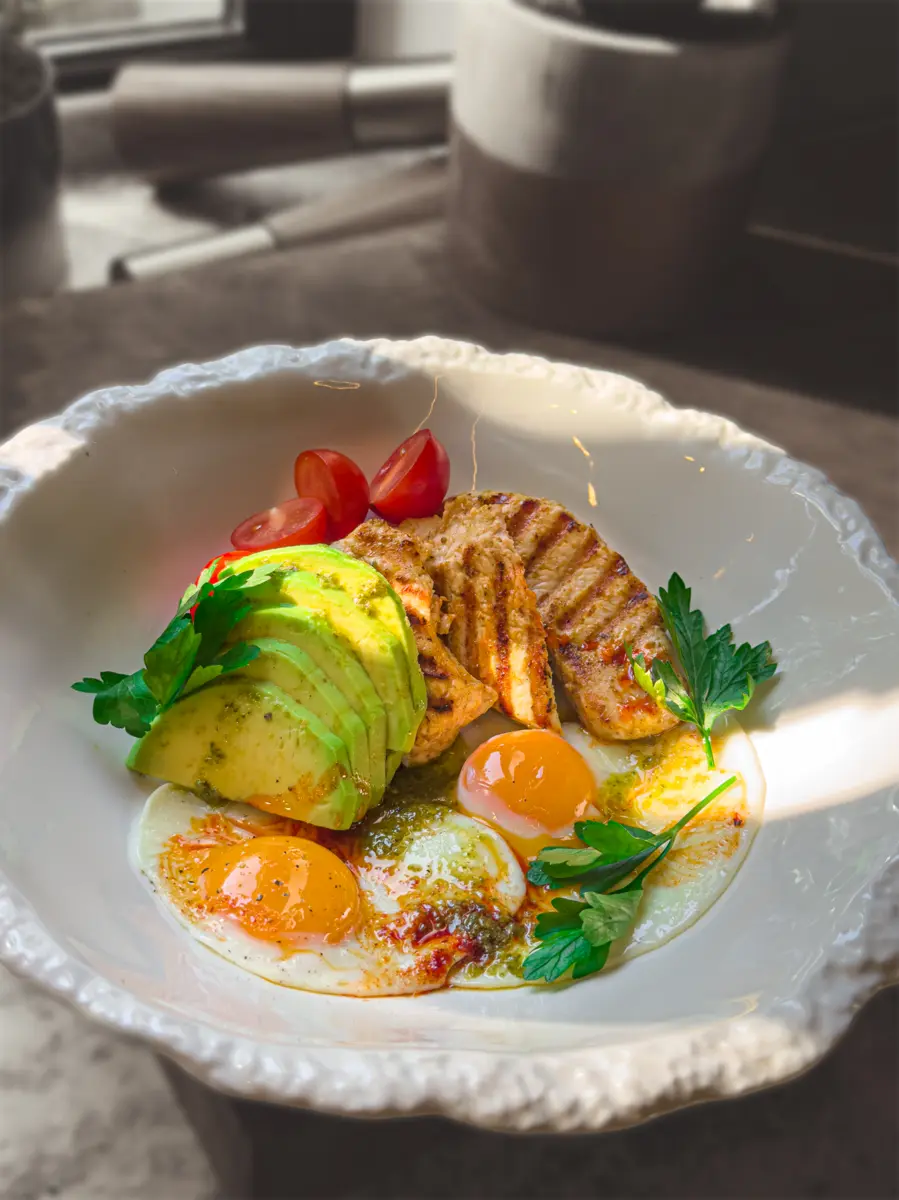 Завтрак белковый со стейком из индейки