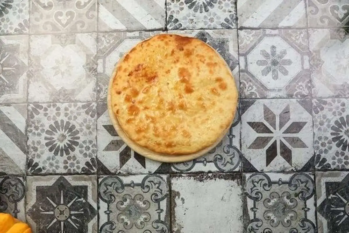 Хачапури с картофелем и сыром