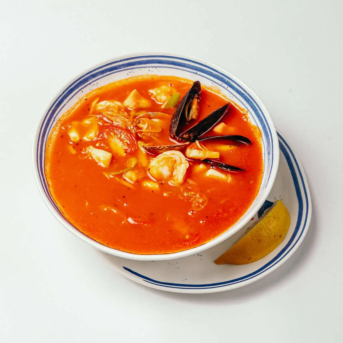 Томатный суп с морепродуктами_