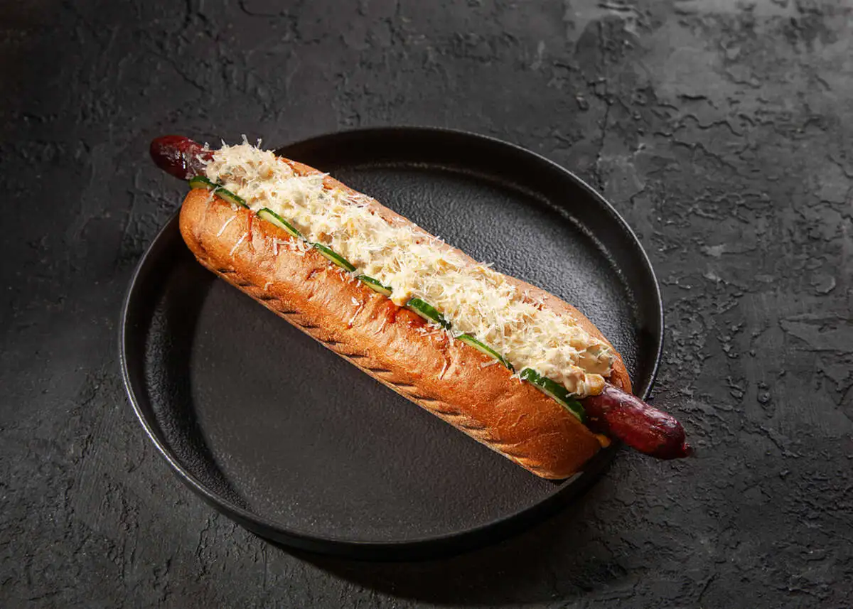 ХотДог с "халопеньо " и сливочной кукурузой