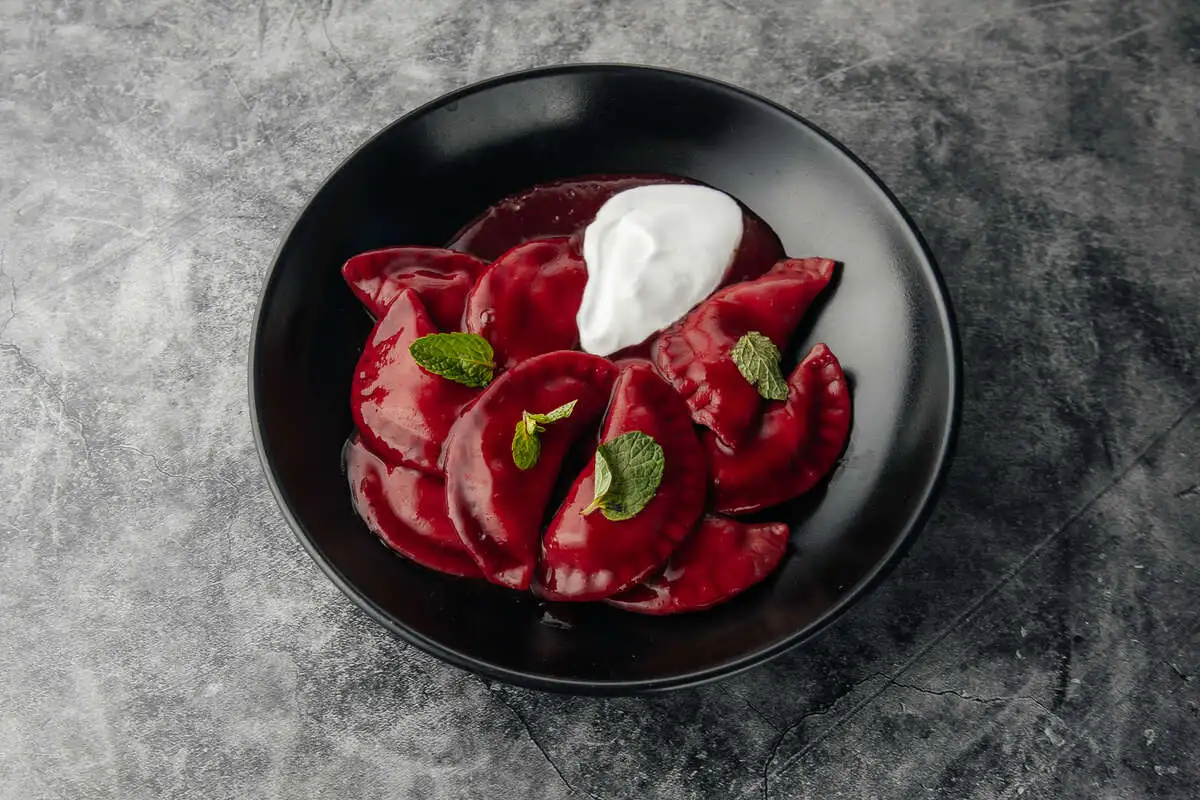 Вареники с вишней