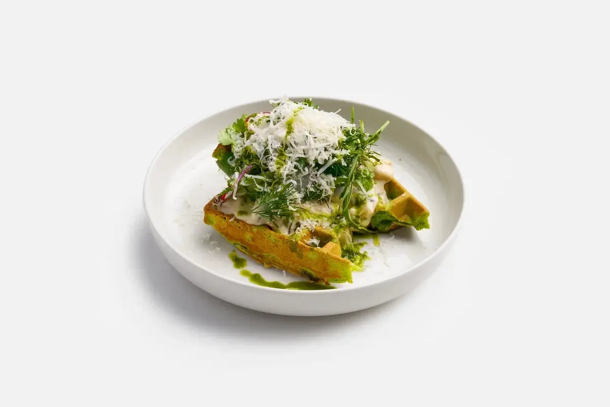 Вафли с куриным жульеном