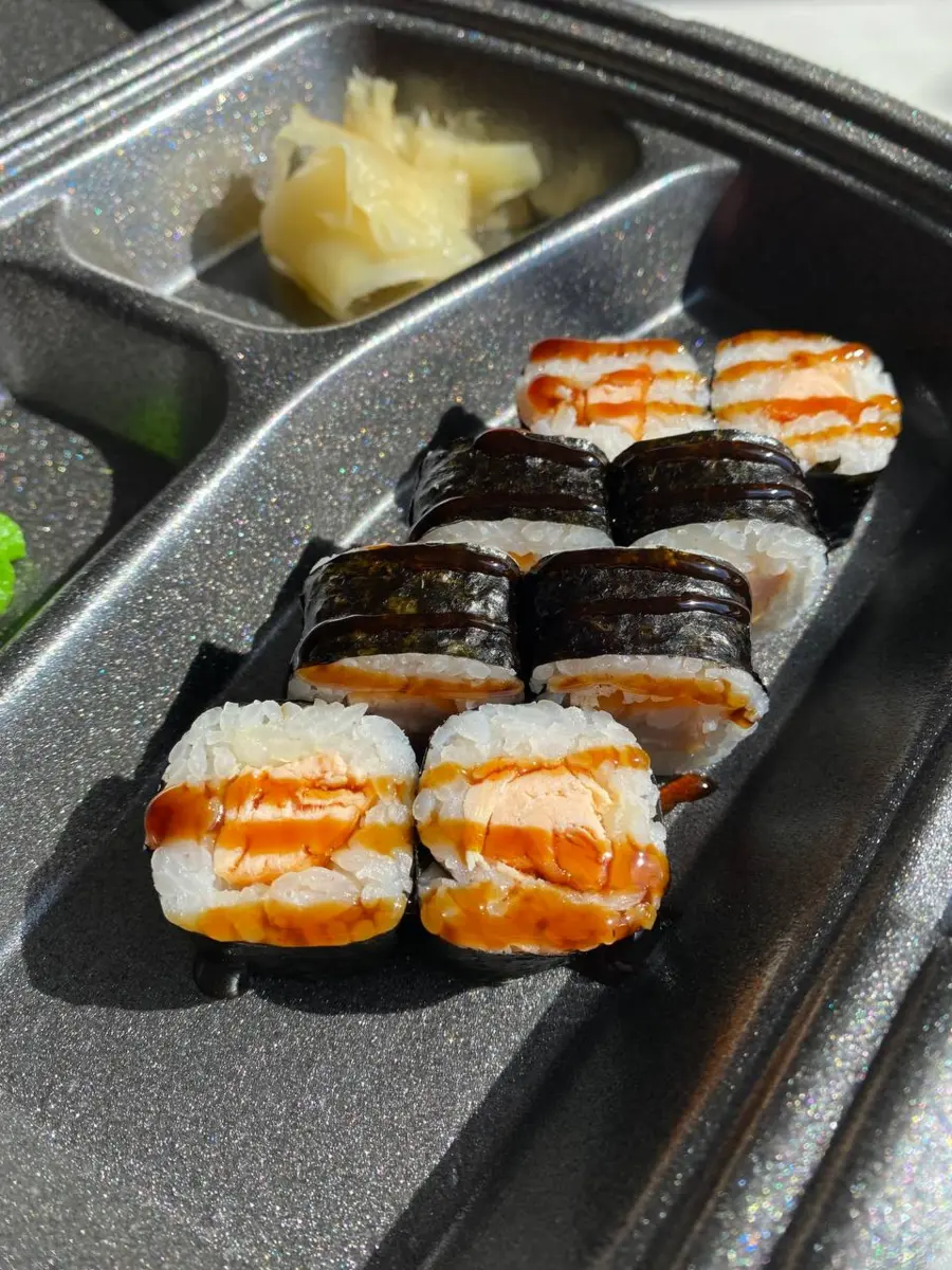 Акция!Ролл в подарок!