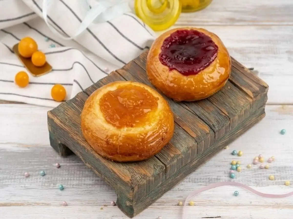 Ватрушка с джемом постная