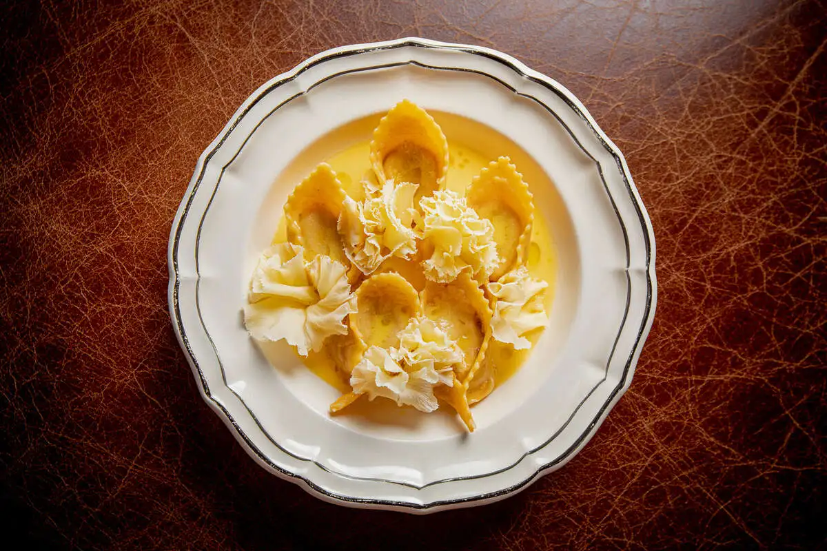 Равиоли с телячьими щечками