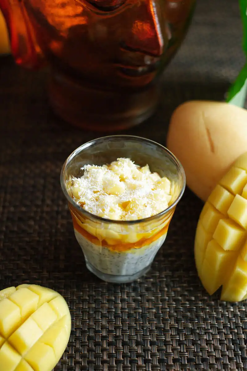 Чиа-пудинг с манго