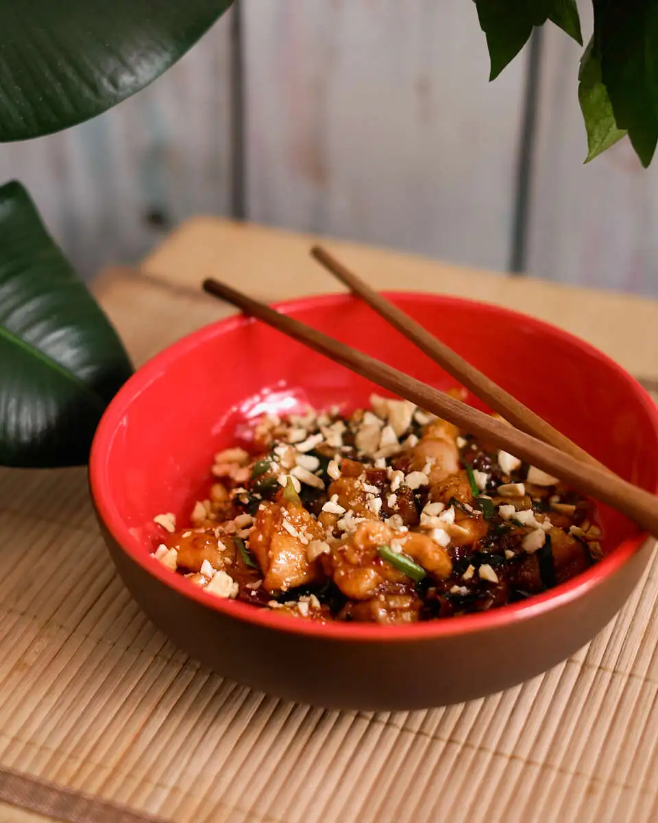 Курица по-сычуаньски