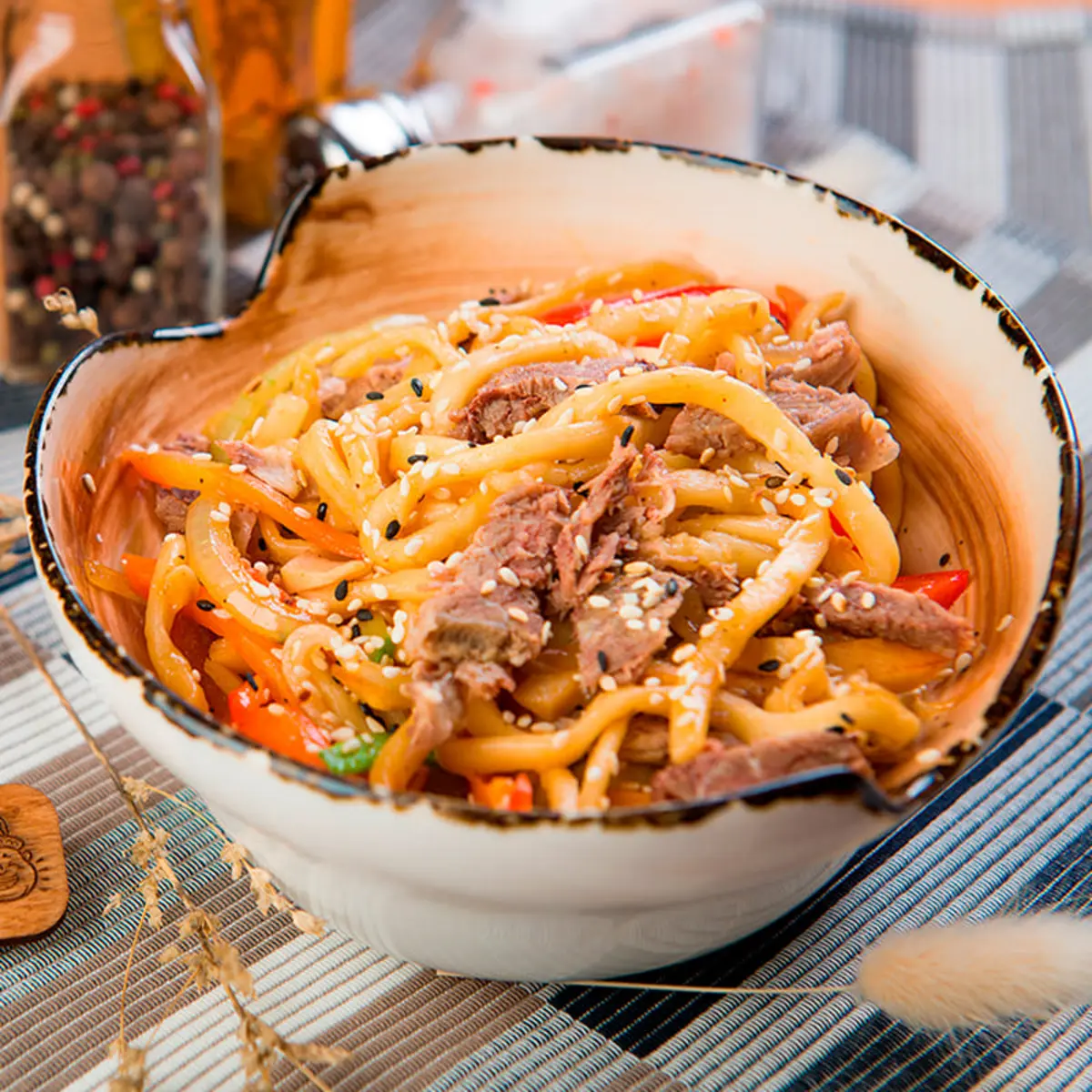 Д-Лапша с говядиной