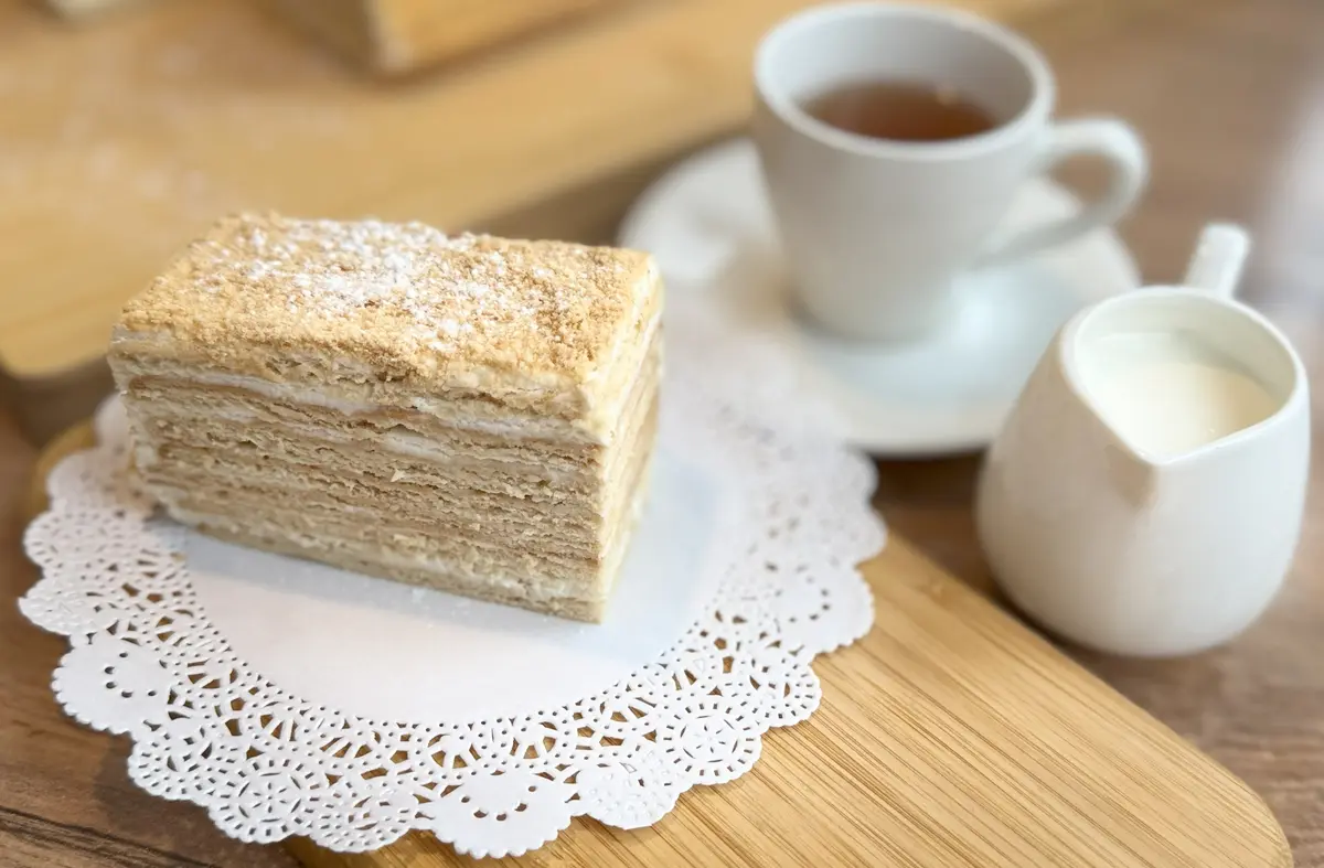 Д - Торт Медовый