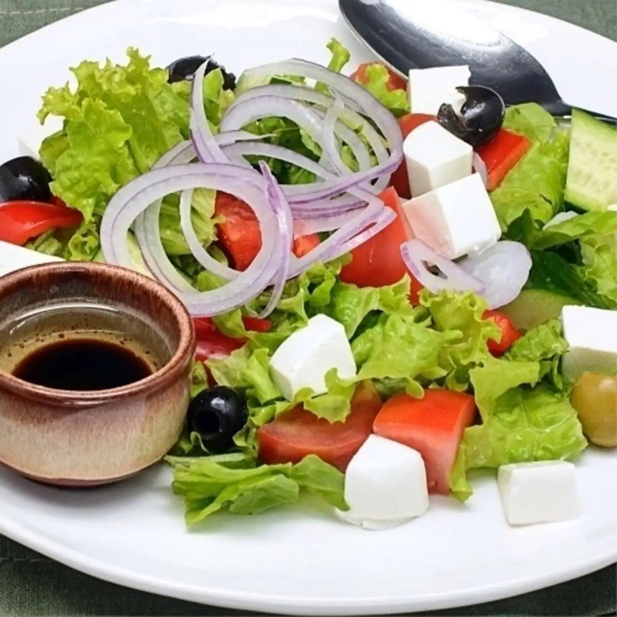 Салат Мятный с овощами и чипсами, 270г