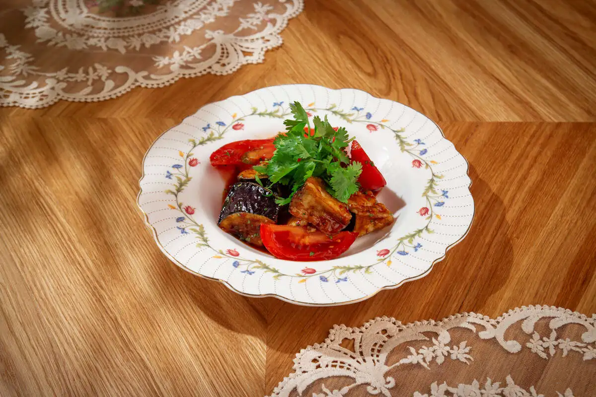 Салат с баклажанами и тофу