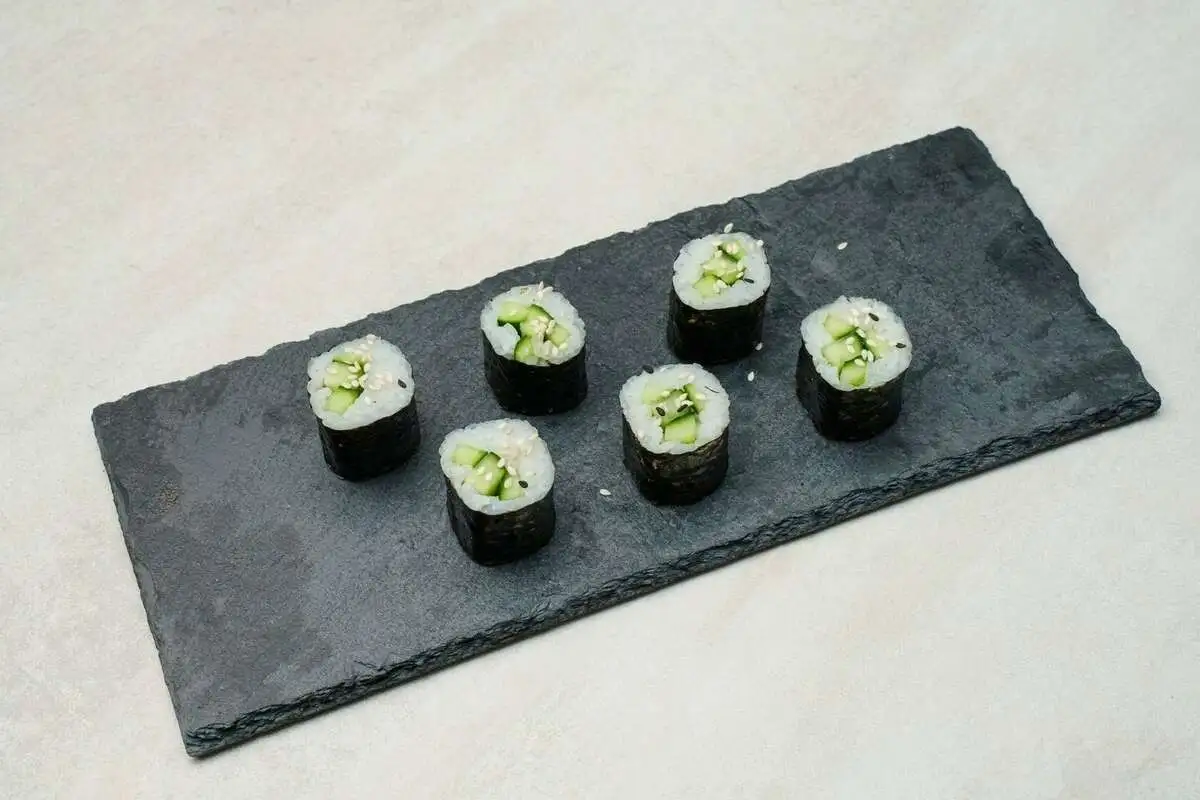 МИНИ ОГУРЕЦ РОЛЛ