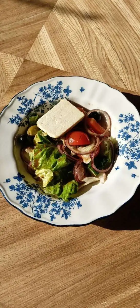 Греческий постный с сыром тофу