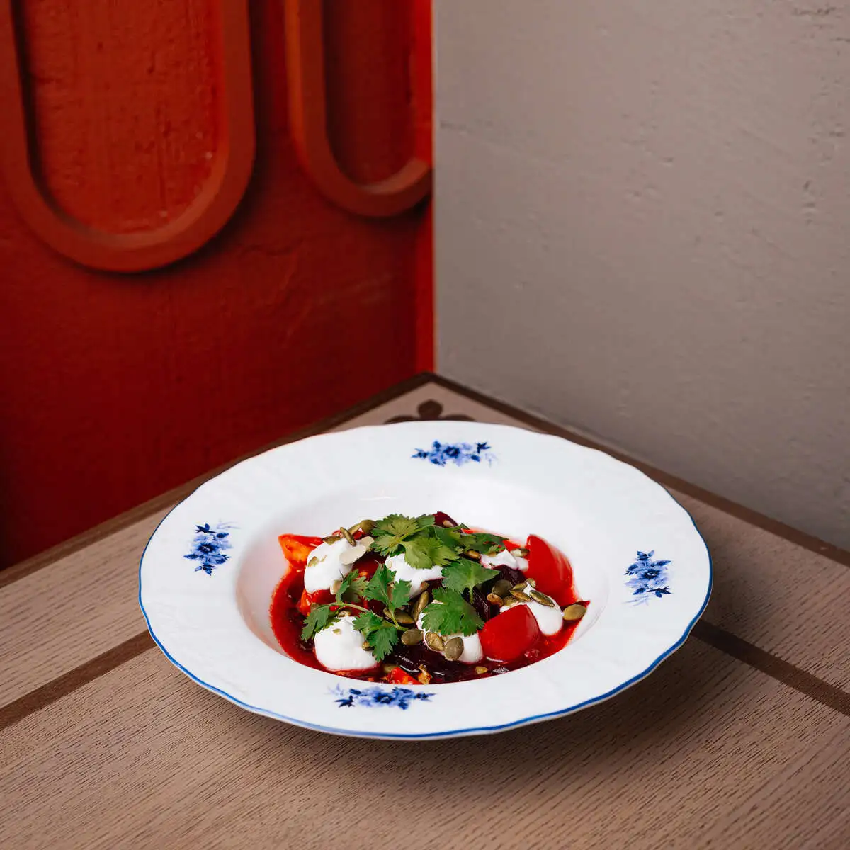 Салат с печеной свеклой