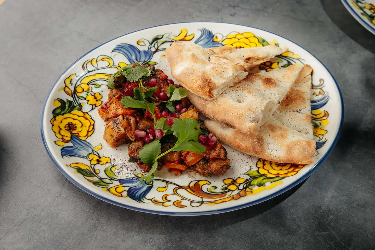 Аджабсандал