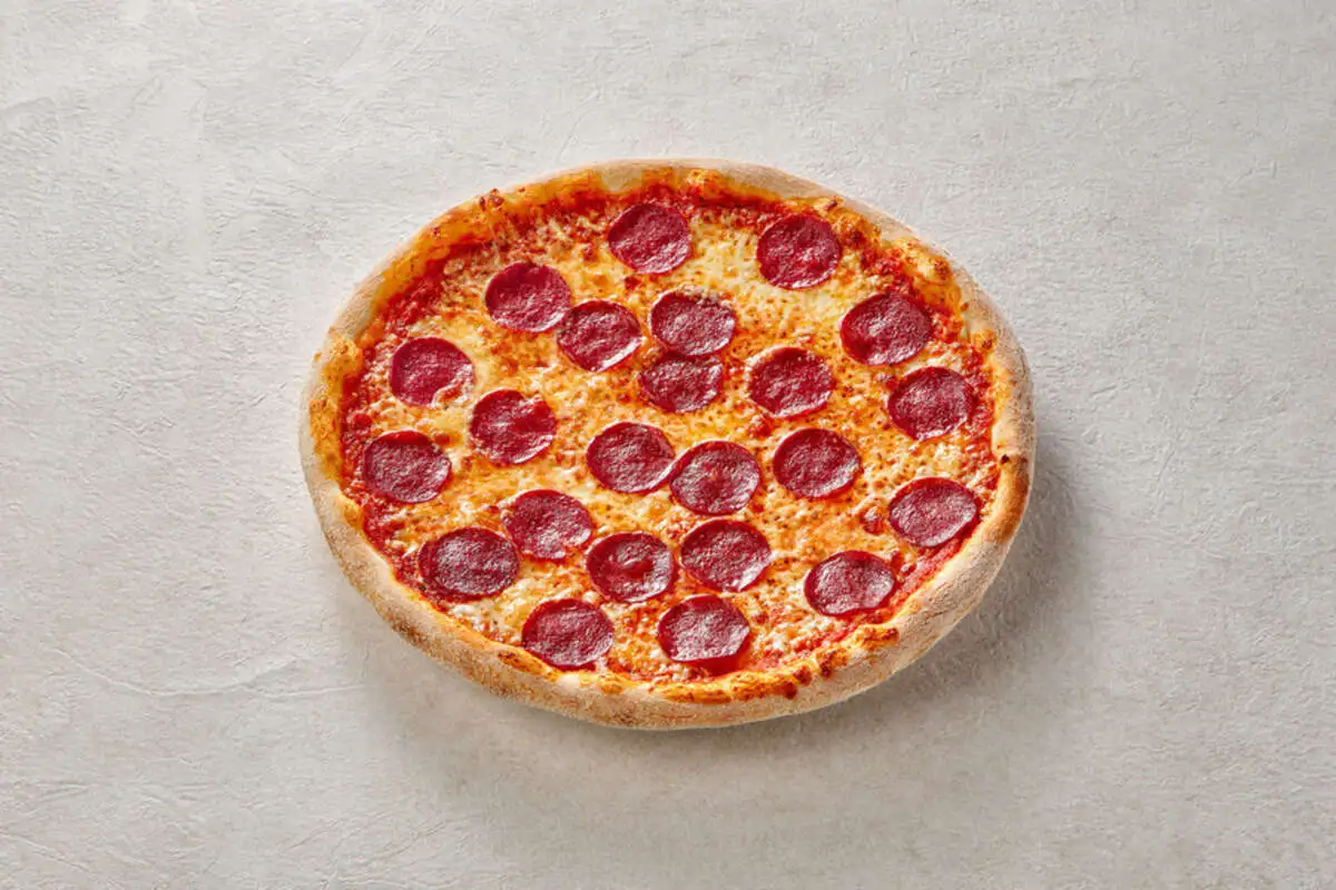 Пицца Салями