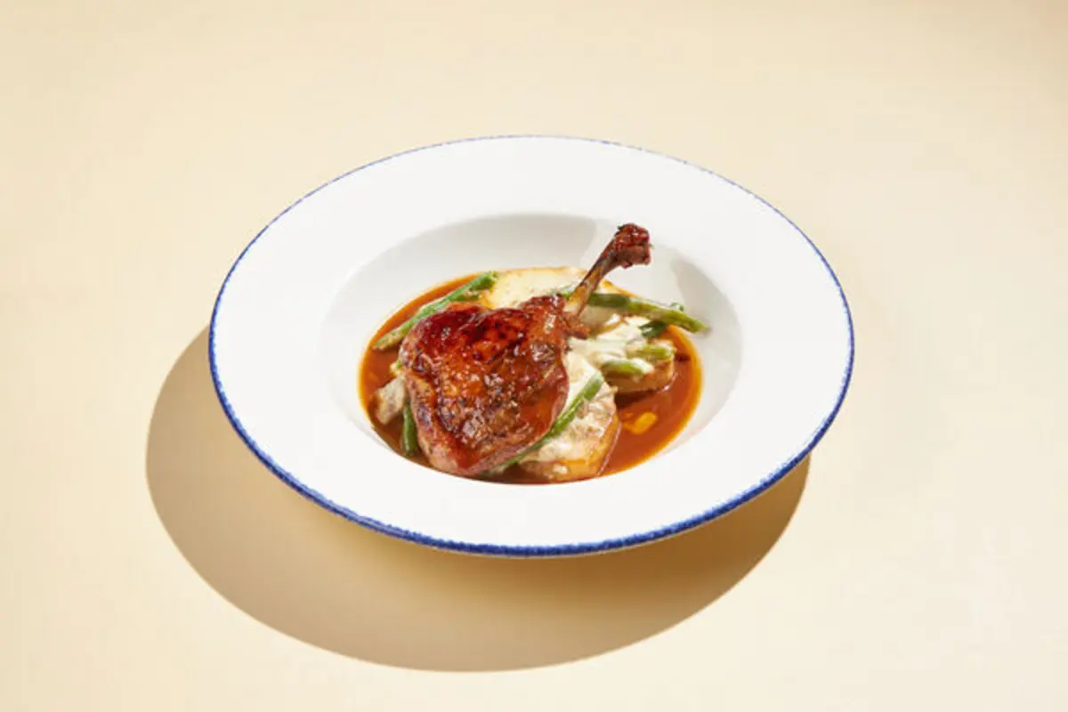 Утка конфи с трюфельным картофелем