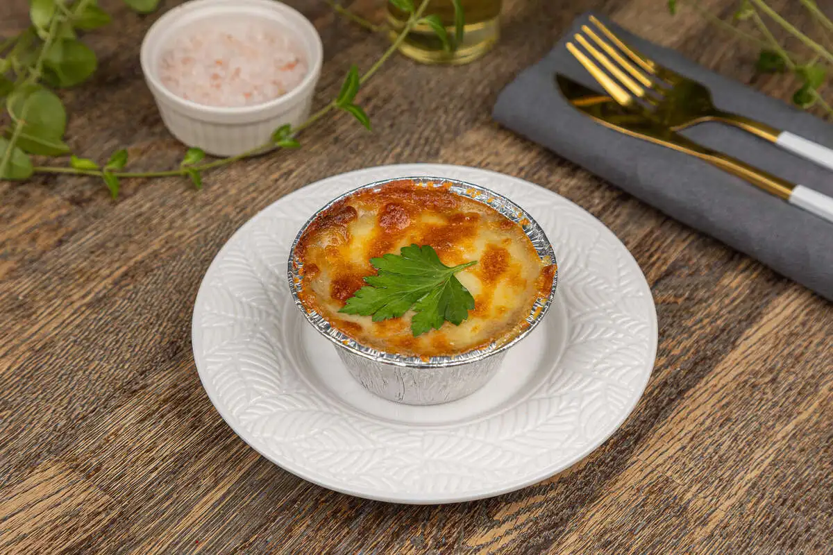 Жульен с курицей и грибами 