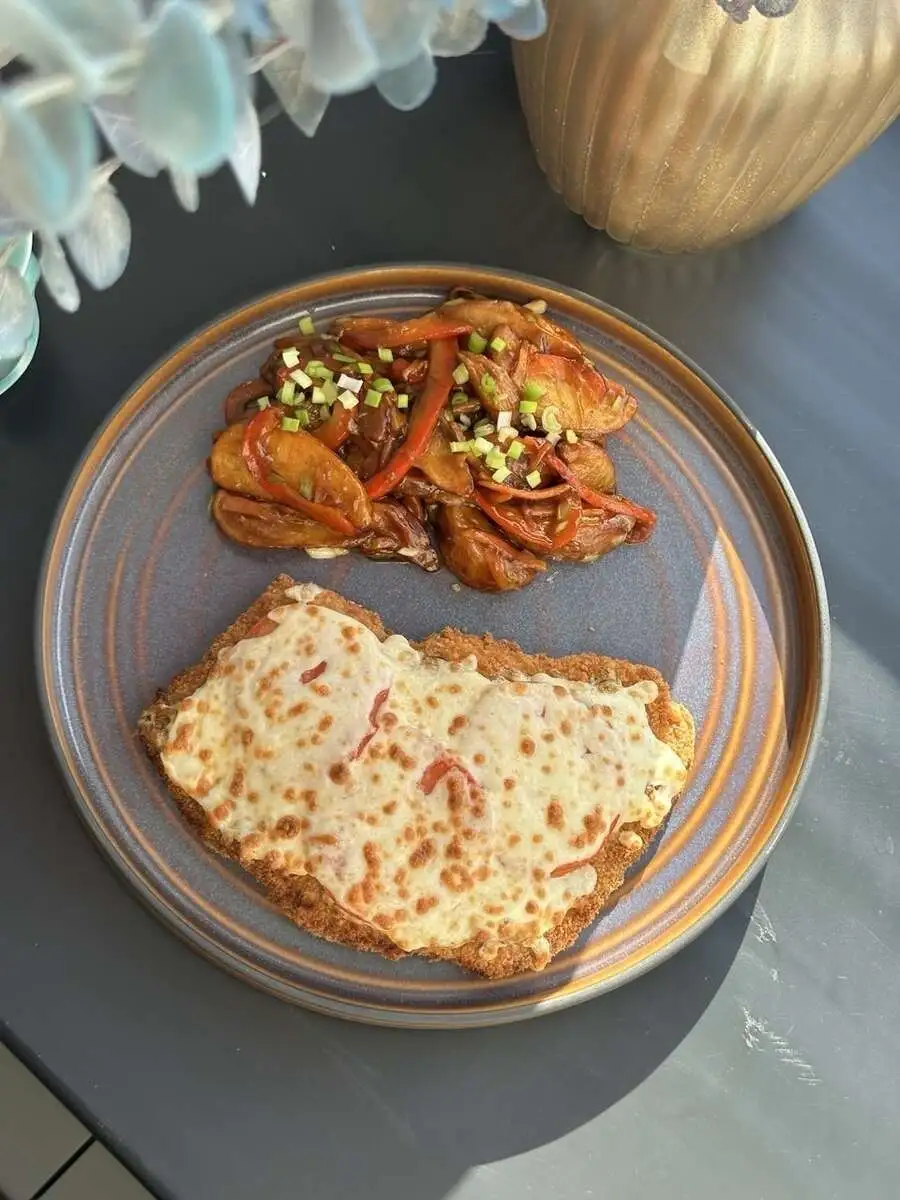 Куриная отбивная с картофелем терияки