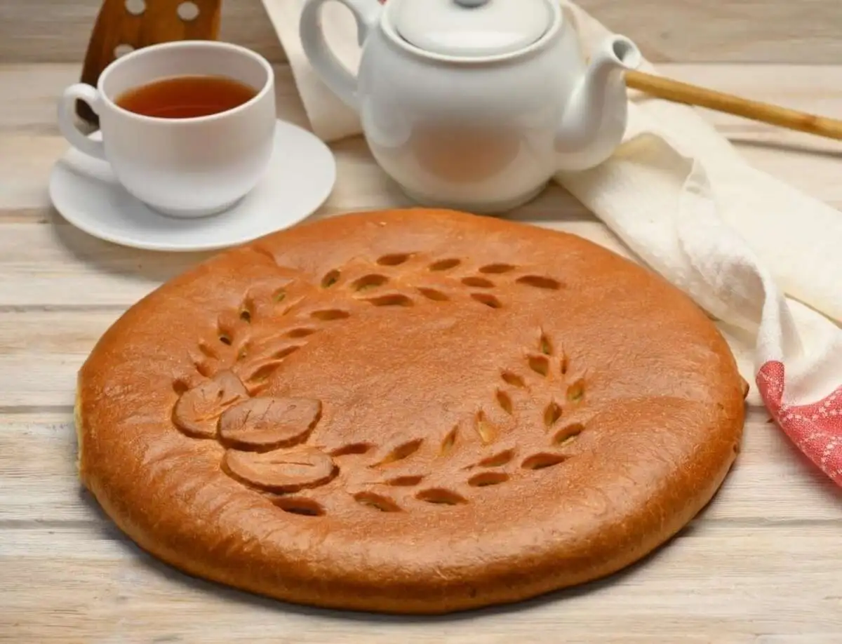 Пирог с мясом и картофелем 0,9