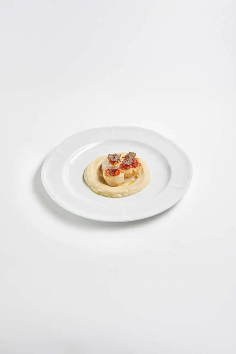 Сахалаинский гребешок  на пюре из сельдерея